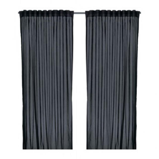 IKEA(イケア)のIKEAカーテン VIVAN ブラック 145×250 インテリア/住まい/日用品のカーテン/ブラインド(カーテン)の商品写真