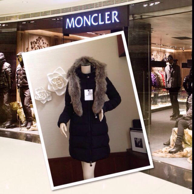 MONCLER(モンクレール)の直営店より先に入荷♬BELETTE✨ レディースのジャケット/アウター(毛皮/ファーコート)の商品写真