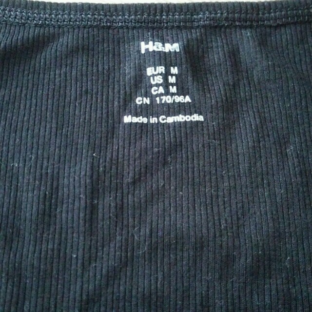 H&M(エイチアンドエム)のH&Mカットソー レディースのトップス(Tシャツ(長袖/七分))の商品写真