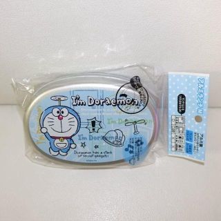 サンリオ(サンリオ)の新品・未使用・未開封　サンリオオリジナル　ドラえもん　アルミお弁当箱　Mサイズ(弁当用品)