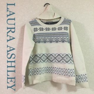 ローラアシュレイ(LAURA ASHLEY)のLAURA ASHLEY ニット(ニット/セーター)