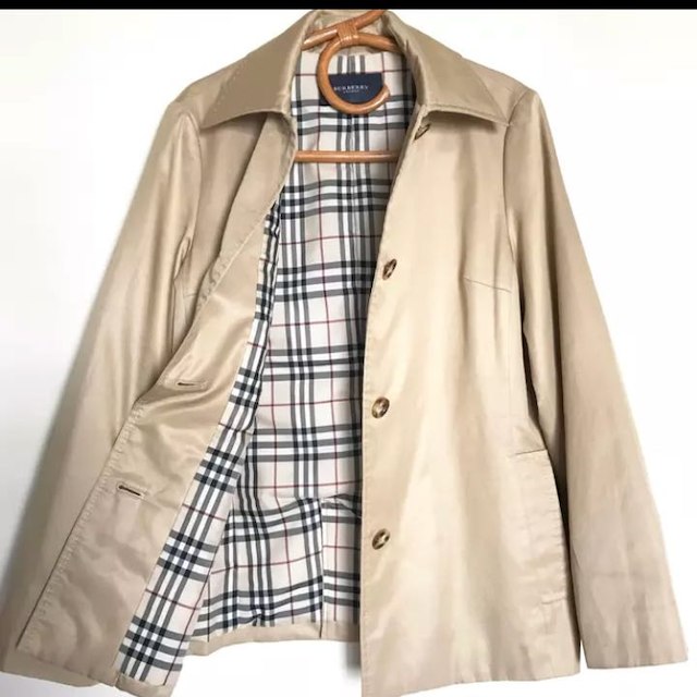 BURBERRY(バーバリー)のkuroneko5さま 専用ページ  ※他の方はご遠慮くださいませ レディースのジャケット/アウター(テーラードジャケット)の商品写真