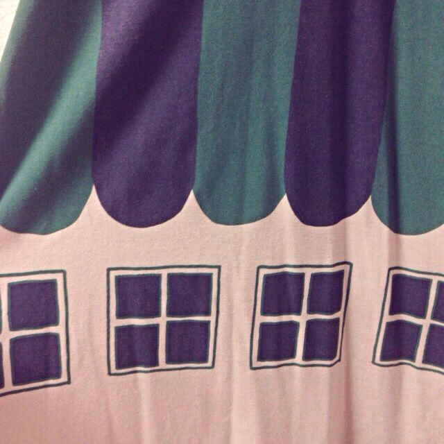 Design Tshirts Store graniph(グラニフ)の▷窓ワンピース◁ レディースのワンピース(ひざ丈ワンピース)の商品写真