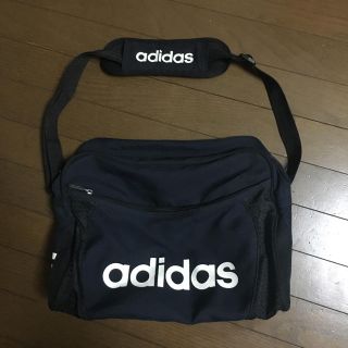 アディダス(adidas)のショルダーバッグ(ショルダーバッグ)