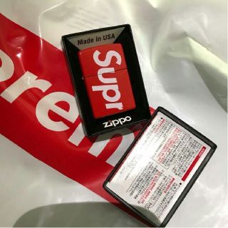 シュプリーム(Supreme)の
Supreme Logo Zippo
シュプリーム ロゴ ジッポ
(タバコグッズ)