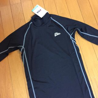 フィラ(FILA)の新品❗️札付き❗️FILA❗️スポーツ用アンダーシャツ❗️テニスにも…(ウェア)