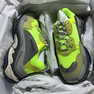 バレンシアガ(Balenciaga)のbalenciaga  バレンシアガ  triple S  yellow(スニーカー)