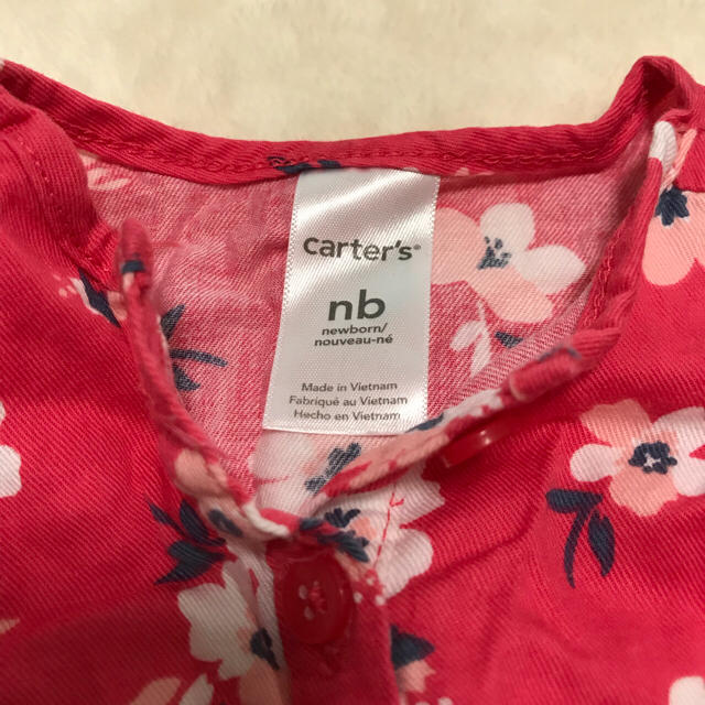 carter's(カーターズ)のKao様専用  Carter’s レッド花柄のロンパース キッズ/ベビー/マタニティのベビー服(~85cm)(ロンパース)の商品写真
