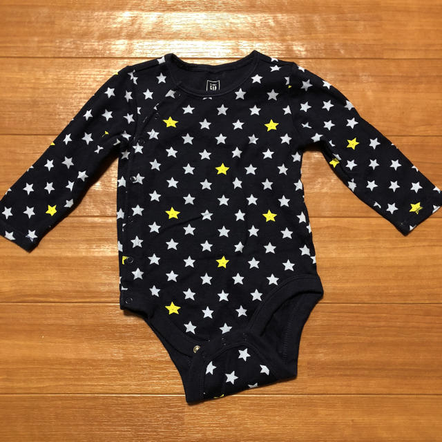 babyGAP(ベビーギャップ)のbaby  Gap ロンパース3枚セット サイズ70 キッズ/ベビー/マタニティのベビー服(~85cm)(ロンパース)の商品写真