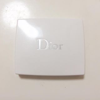 ディオール(Dior)のDior スノーチェリー ブルーム パウダー001(チーク)