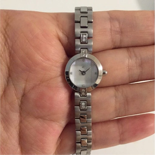 4℃(ヨンドシー)の未使用☆4℃ 時計 48,320円 素敵なドレスウォッチ レディースのファッション小物(腕時計)の商品写真