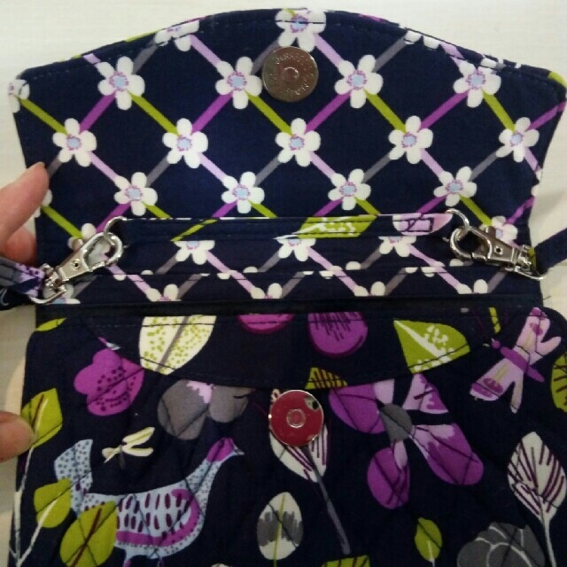 Vera Bradley(ヴェラブラッドリー)のヴェラブラッドリー☆ストラップ付き財布 レディースのファッション小物(財布)の商品写真