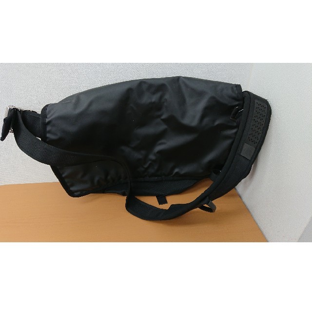 THE NORTH FACE(ザノースフェイス)の美品 THE NORTH FACE メッセンジャーバッグMN81456 ヘックス メンズのバッグ(メッセンジャーバッグ)の商品写真