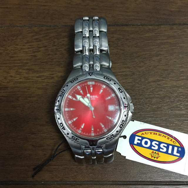 FOSSIL(フォッシル)の【ken_chang様 専用】FOSSIL フォッシル 腕時計 ウォッチ レッド メンズの時計(腕時計(アナログ))の商品写真