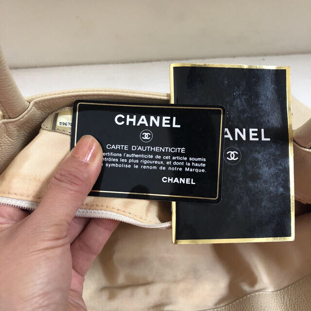 CHANEL(シャネル)のkaname様  シャネル デカココ キャビアスキン トートバッグ レディースのバッグ(トートバッグ)の商品写真