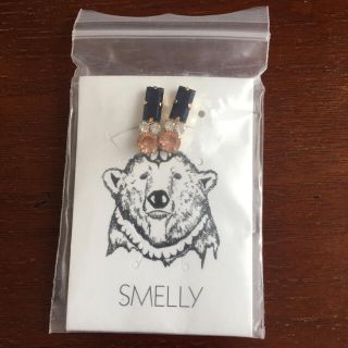 スメリー(SMELLY)のSMELLY ビジューイヤリング(イヤリング)