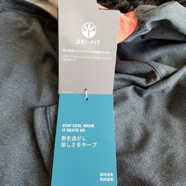 NIKE(ナイキ)の７分丈　Tシャツ　最終値下げ レディースのトップス(Tシャツ(長袖/七分))の商品写真