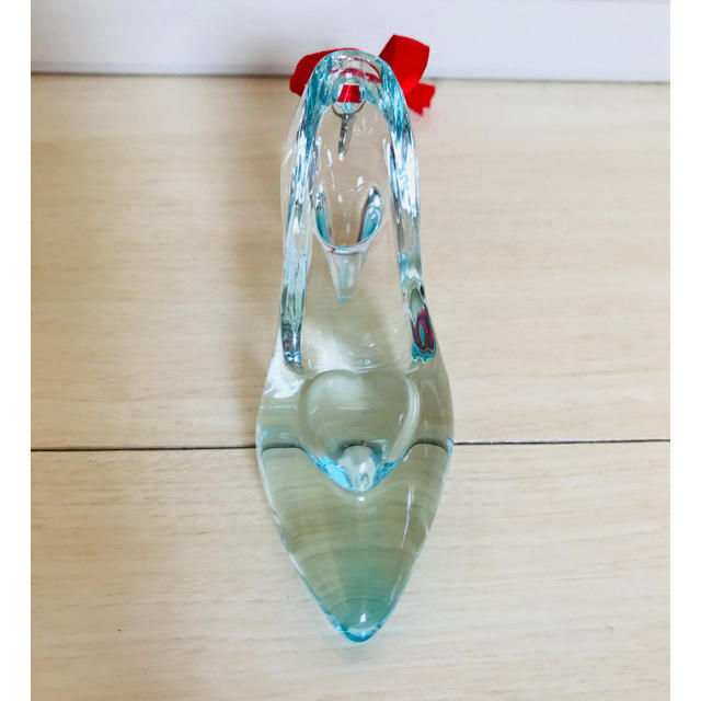 Disney 限定値下げ ディズニーストア シンデレラ ガラスの靴 オーナメントの通販 By Rainbow37 S Shop ディズニー ならラクマ