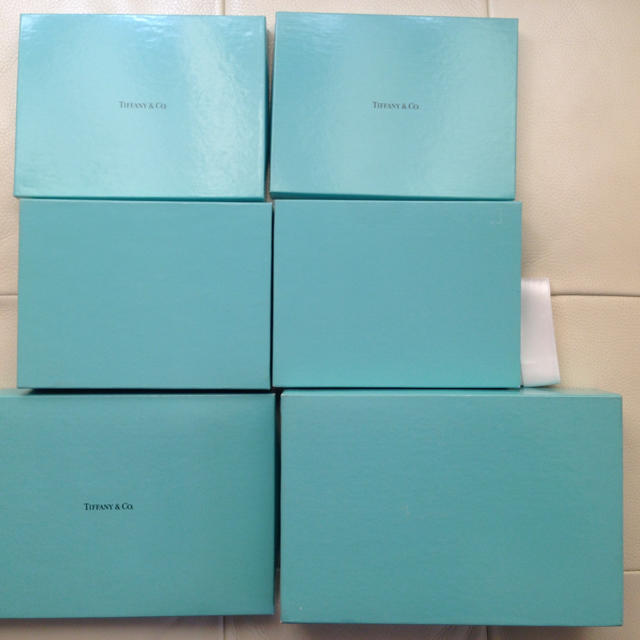 Tiffany & Co.(ティファニー)のティファニー 空き箱×3 リボン×1 インテリア/住まい/日用品の収納家具(ケース/ボックス)の商品写真