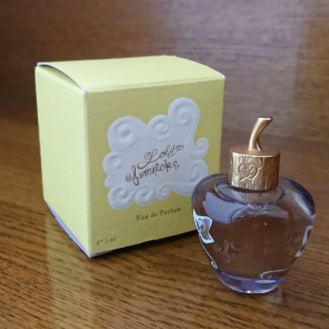 LOLITA LEMPICKA - 未使用ロリータレンピカ香水☆ロリータオーデパルファム廃盤品ミニ5ml箱ありの通販 by うーと's