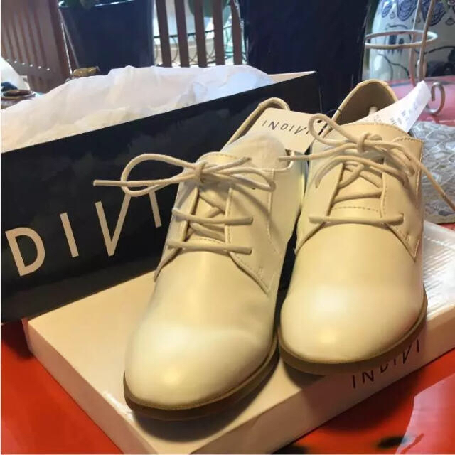 INDIVI(インディヴィ)のひとこ様専用✳︎INDIVI インディヴィ✳︎新品✳︎ローファー レディースの靴/シューズ(ローファー/革靴)の商品写真