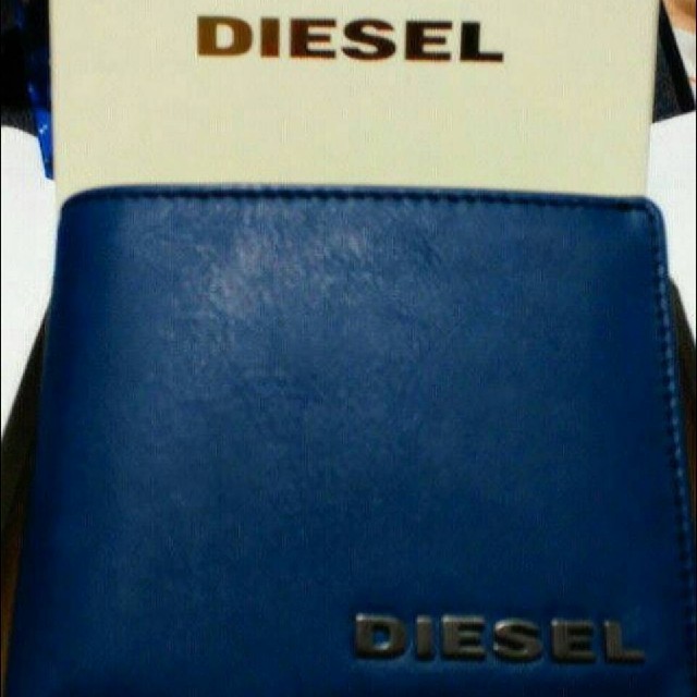 DIESEL(ディーゼル)のDIESELの財布 メンズのファッション小物(折り財布)の商品写真