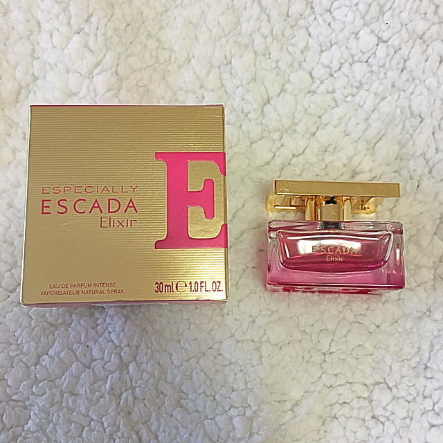 ESCADA(エスカーダ)のエスペシャリー エスカーダ  エルクシール オードパルファム コスメ/美容の香水(香水(女性用))の商品写真