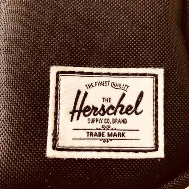 HERSCHEL(ハーシェル)のクリスマスセール❤️★★★Herschel iPad mini用バッグ★★★ スマホ/家電/カメラのスマホアクセサリー(iPadケース)の商品写真