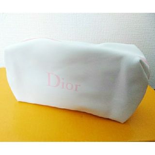 クリスチャンディオール(Christian Dior)のChristianDiorノベルティーポーチ【新品未使用】(ポーチ)