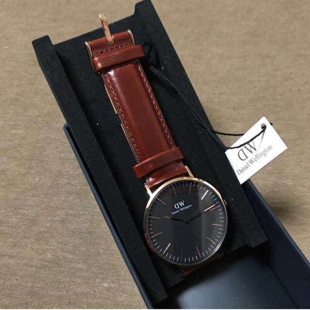 新品未使用 ダニエルウェリントン DW 腕時計 40mm