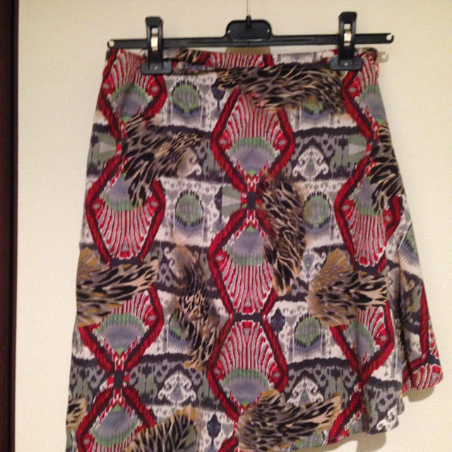 DouDou(ドゥドゥ)のプリント スカート レディースのスカート(ミニスカート)の商品写真