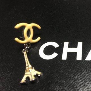 シャネル(CHANEL)のlinus様専用  刻印あり  正規品  片耳ピアス(ピアス(片耳用))