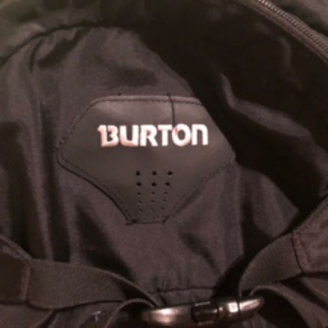 BURTON(バートン)のBURTON リュック  黒 メンズのバッグ(バッグパック/リュック)の商品写真