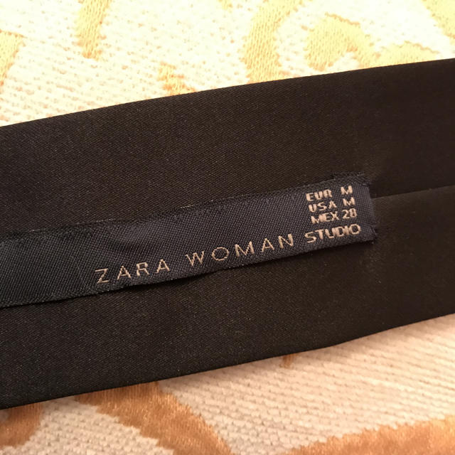 ZARA(ザラ)のZARA  ホルターネックタンク レディースのトップス(ホルターネック)の商品写真
