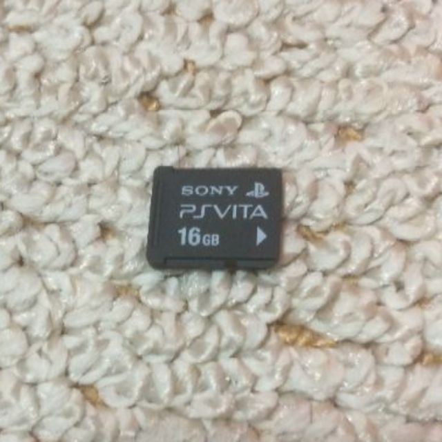 SONY(ソニー)のpsvita　メモリーカード　16GB エンタメ/ホビーのゲームソフト/ゲーム機本体(その他)の商品写真