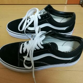 ヴァンズ(VANS)のVANS オールドスクール　24.5cm  バンズ(スニーカー)