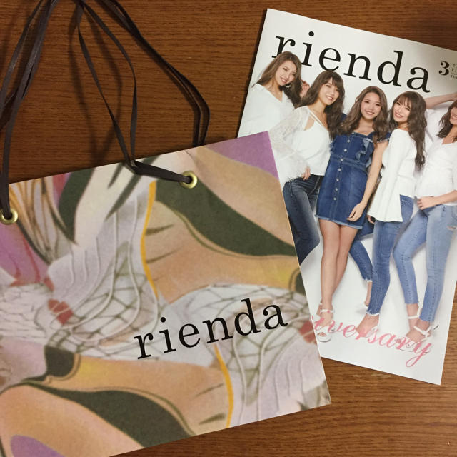 rienda(リエンダ)のrienda リエンダ 紙袋 ショッパー レディースのバッグ(ショップ袋)の商品写真