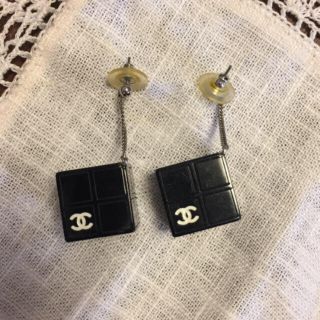 シャネル(CHANEL)のCHANEL キュービックピアス(ピアス)