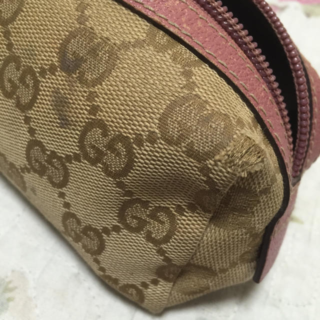 Gucci(グッチ)のGUCCIポーチ レディースのファッション小物(ポーチ)の商品写真