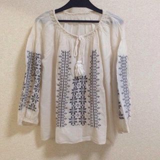 アメリカンラグシー(AMERICAN RAG CIE)の刺繍チュニック(シャツ/ブラウス(長袖/七分))