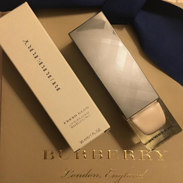 BURBERRY(バーバリー)のBURBERRY フレッシュグロウ ルミナスフルイドベース コスメ/美容のベースメイク/化粧品(化粧下地)の商品写真