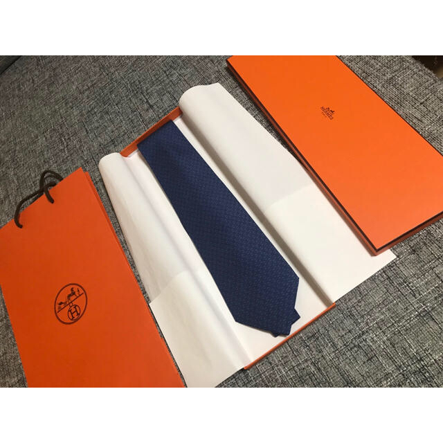 Hermes(エルメス)の新品未使用！プレゼント最適！HERMES エルメス ネクタイ メンズのファッション小物(ネクタイ)の商品写真