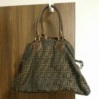 フェンディ(FENDI)のFENDI ズッカ柄トートバッグ(トートバッグ)