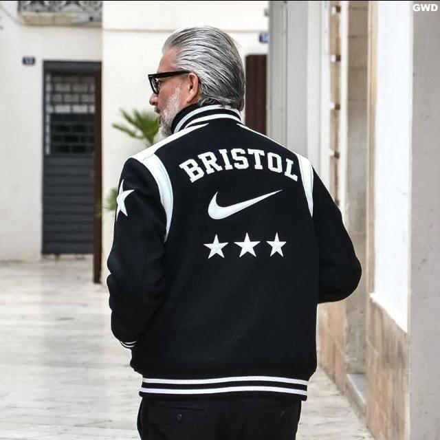 FCRB✖️ NIKEコラボ-