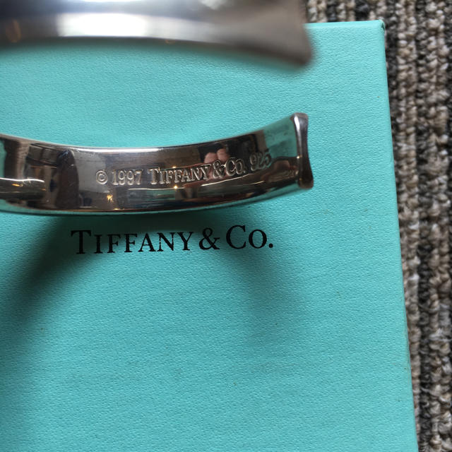 Tiffany & Co.(ティファニー)のティファニー １８３７バングル レディースのアクセサリー(ブレスレット/バングル)の商品写真