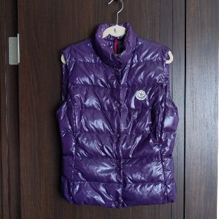 モンクレール ダウンベスト(パープル/紫色系)の通販 28点 | MONCLER