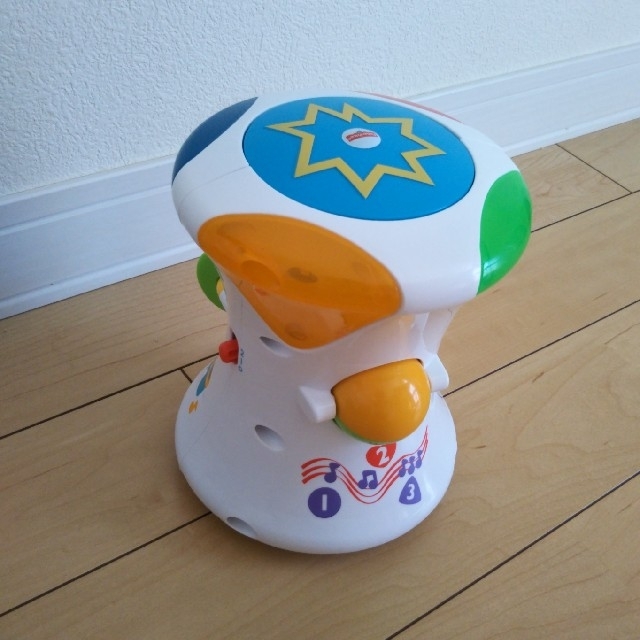 Fisher-Price(フィッシャープライス)のフィッシャープライス　2wayリズムドラム キッズ/ベビー/マタニティのおもちゃ(知育玩具)の商品写真