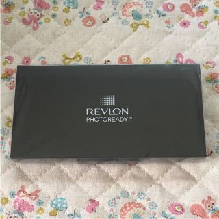 レブロン(REVLON)のREVLON ファンデーションケース(ファンデーション)