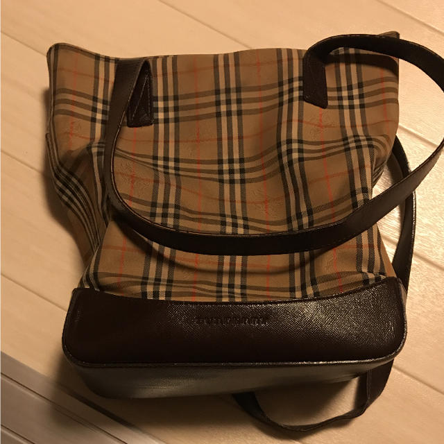 BURBERRY(バーバリー)のBURBERRYバック レディースのバッグ(ハンドバッグ)の商品写真