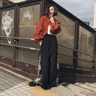 アメリヴィンテージ(Ameri VINTAGE)の新品 ♡ ameri vintage   レイヤード ワイド パンツ ブラック(カジュアルパンツ)